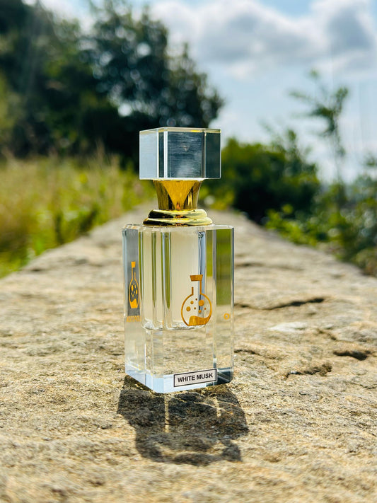 WHITE MUSK